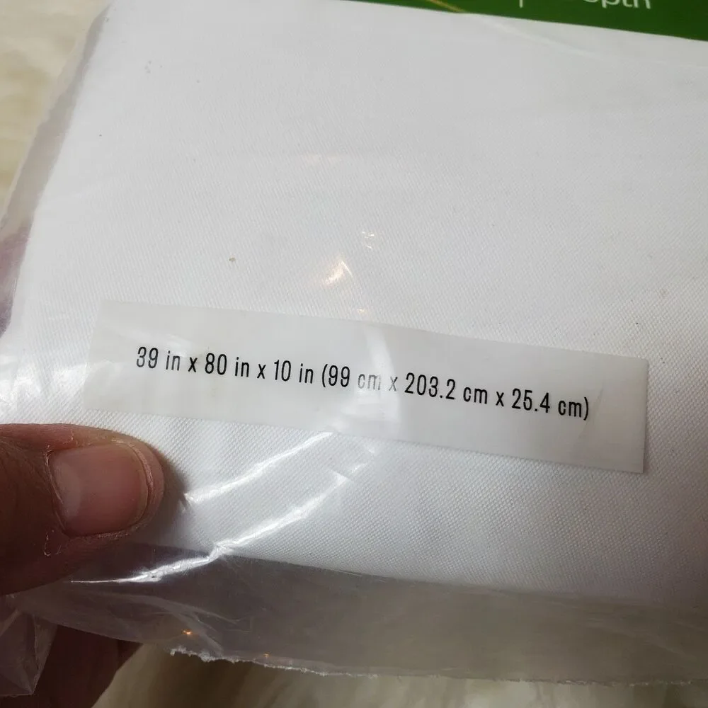Room  Essentials OEKO TEX Zippered Mattress Protector Twin XL 10